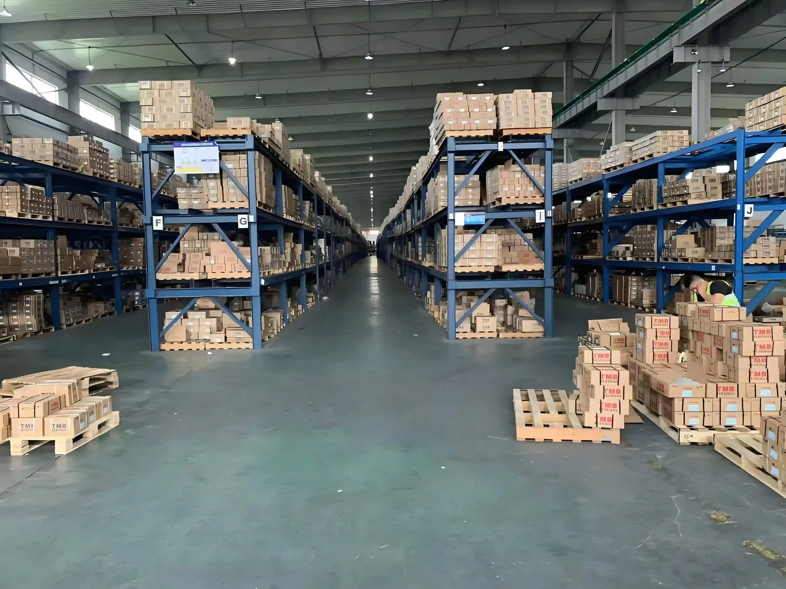 Bearing warehouse storage